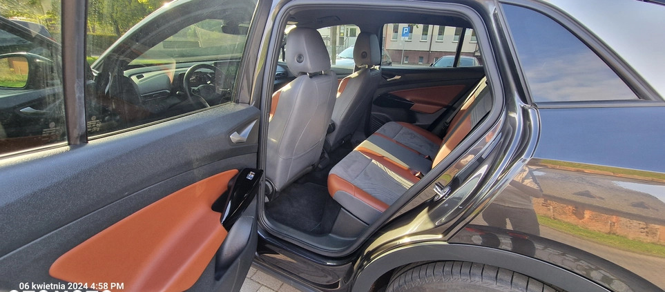 Volkswagen ID.4 cena 139900 przebieg: 38200, rok produkcji 2021 z Łask małe 436